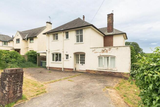 5 bed property, in Woodland Road, £645,000