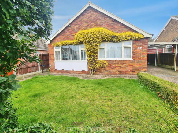 2 bed property, in Park Lane, £175,000