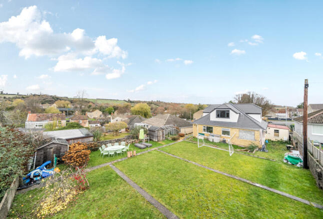3 bed property, in Welton Vale, £375,000