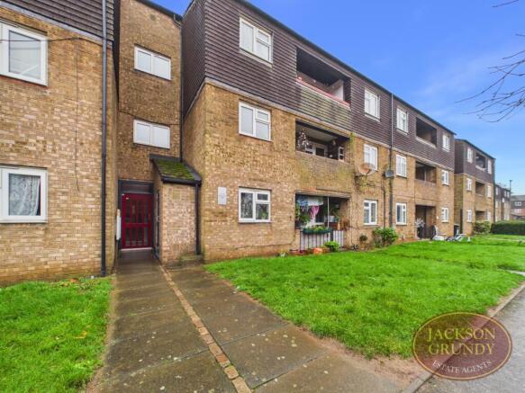 3 bed property, in Brunswick Place, £120,000
