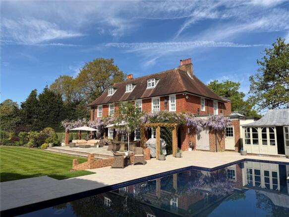 5 bed property, in Barley Mow Road, £2,850,000