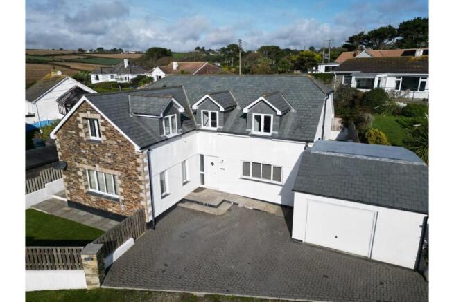 4 bed property, in Penwerris Rise, £750,000
