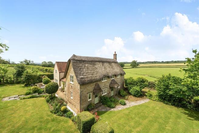 4 bed property, in North Wootton, £775,000