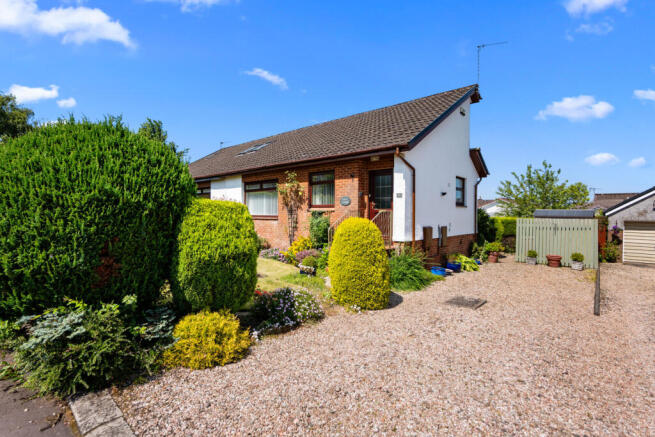 2 bed property, in Laigh Road, £320,000