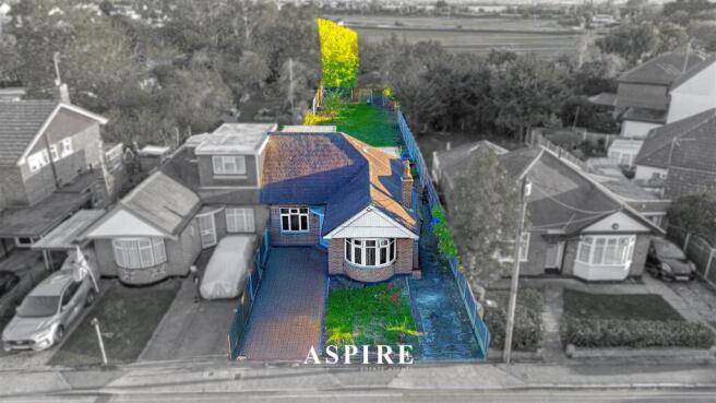 4 bed property, in Hope Road, £415,000