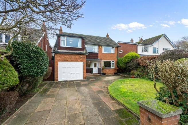 4 bed property, in Wrigleys Close, £625,000