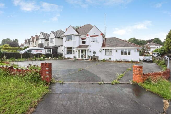 9 bed property, in Chester Road, £675,000