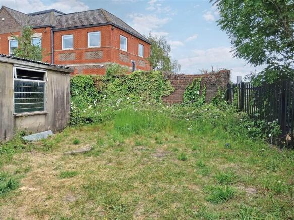 Land, in Bartholomew Street, £100,000