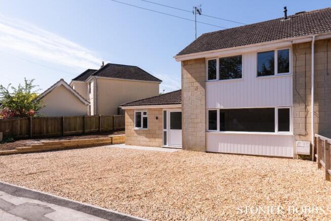 4 bed property, in Stonehouse Lane, £600,000