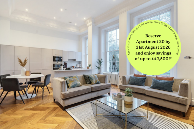 2 bed property, in Bayshill Road, £550,000