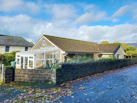 3 bed property, in Axminster Road, £315,000