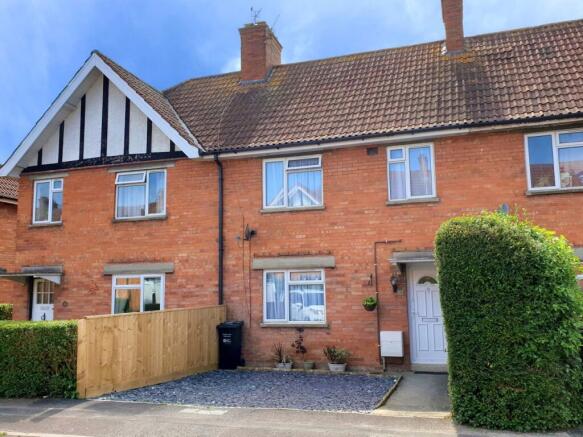 3 bed property, in Landmead, £259,950