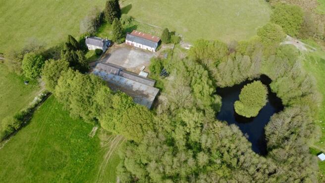 4 bed property, in Llanio Road, £600,000