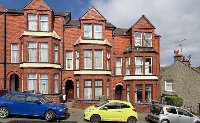 6 bed property, in Farrar Road, £275,000