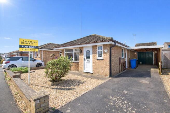 2 bed property, in Lime Close, £150,000