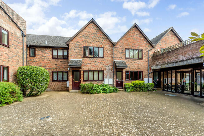 Studio, in Bilberry Court, £149,950