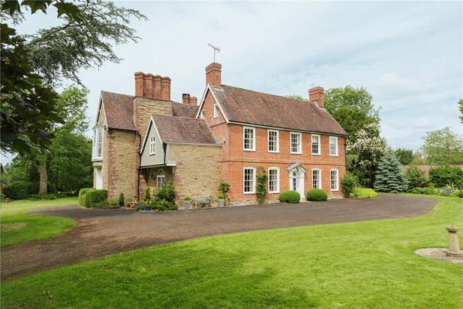 6 bed property, in Seifton, £1,650,000