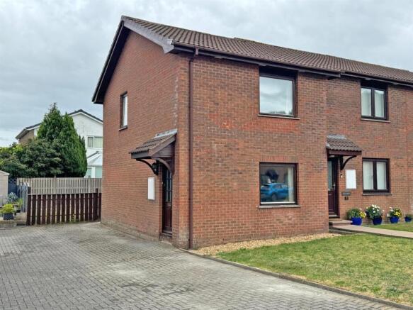 2 bed property, in Talar Deg, £175,000