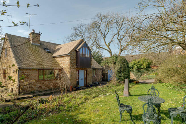 4 bed property, in Brewery Lane, £995,000