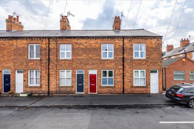 3 bed property, in Dover Street, £275,000