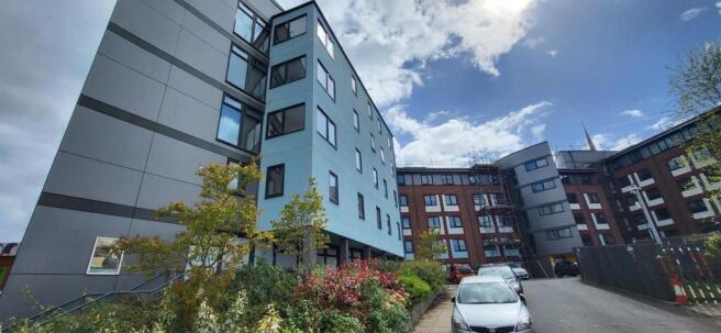 1 bed property, in Fylde Road, £15,000