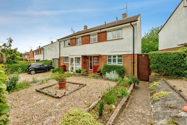 3 bed property, in Colman Way, £425,000