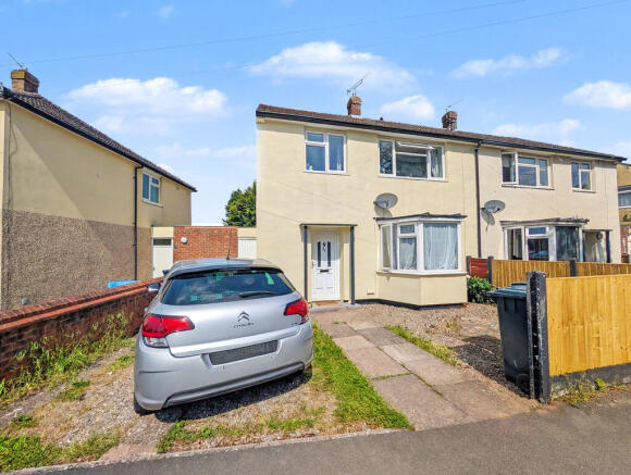 3 bed property, in Springfield Way, £250,000