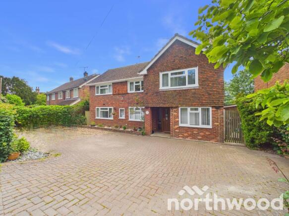 6 bed property, in Faversham Road, £700,000