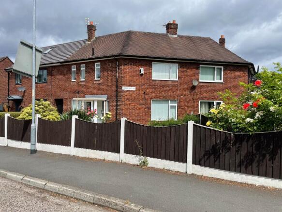 3 bed property, in Cranham Road, £280,000