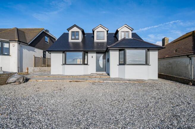 4 bed property, in South Coast Road, £650,000