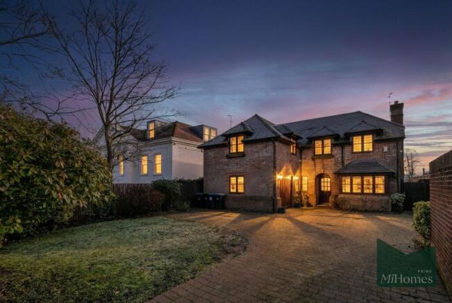 4 bed property, in Beech Hill, £1,500,000