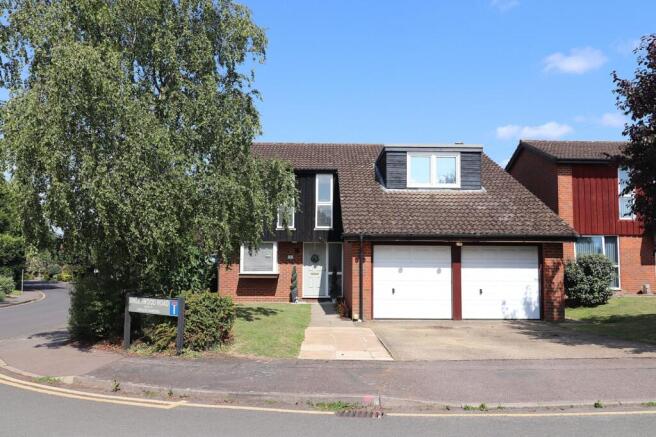 4 bed property, in Underwood Road, £672,500