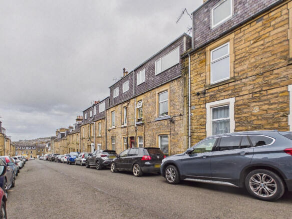 3 bed property, in Gladstone Street, £110,000