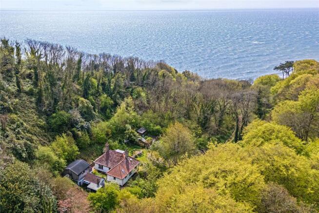 3 bed property, in Rousdon, £750,000