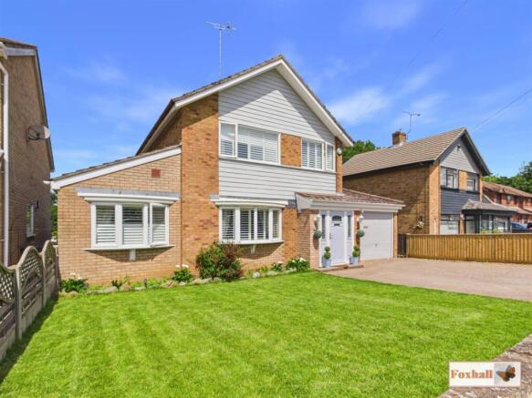 3 bed property, in Church Close, £500,000