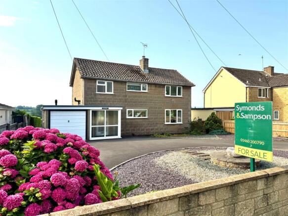 3 bed property, in Lambrook Road, £475,000