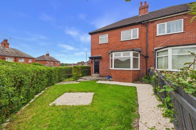 3 bed property, in Grange Park Road, £249,950
