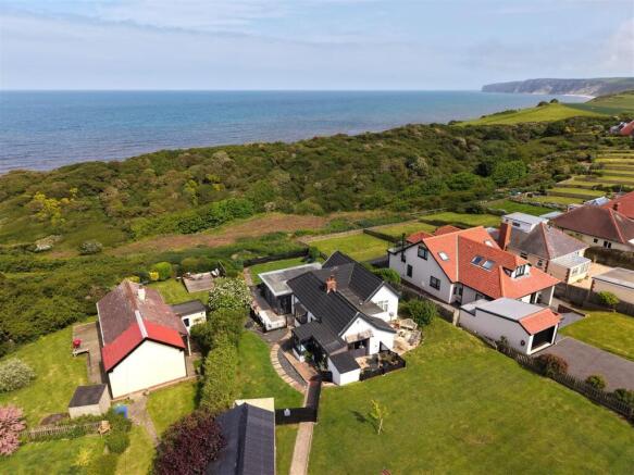 3 bed property, in Gap Road, £500,000