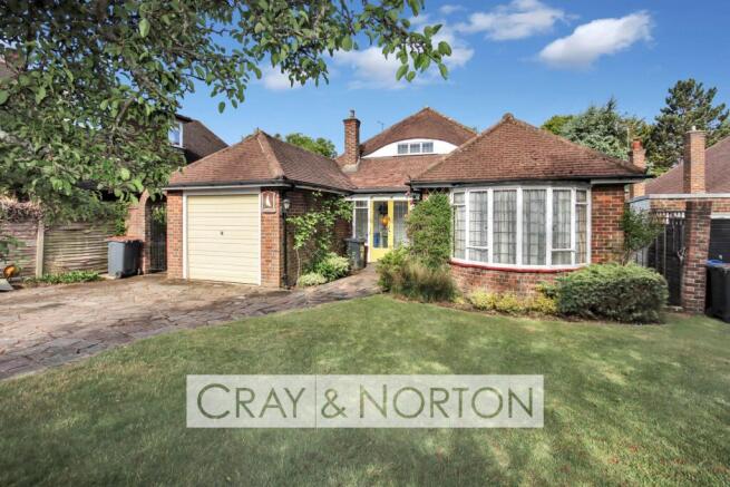 3 bed property, in Melville Avenue, £880,000
