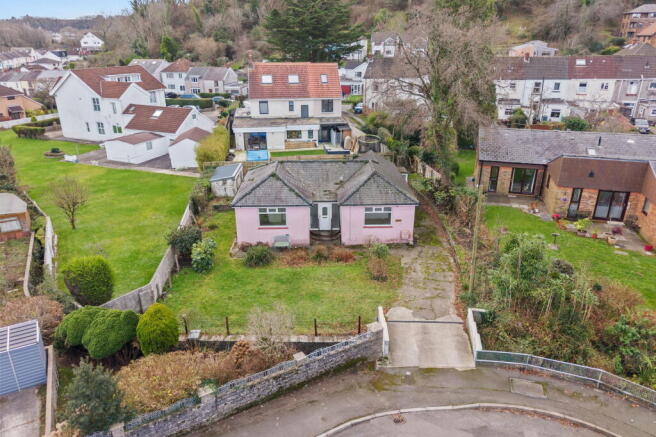 3 bed property, in Woodstock, £375,000