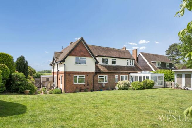 4 bed property, in Nuffield Lane, £1,350,000