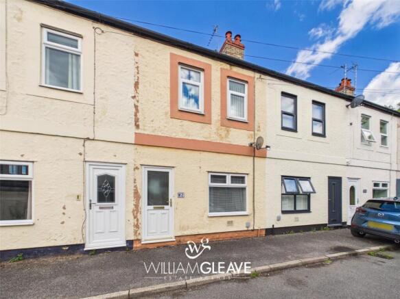 2 bed property, in Health Street, £130,000