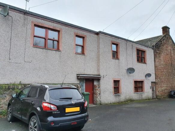 1 bed property, in Horwood Place, £25,000