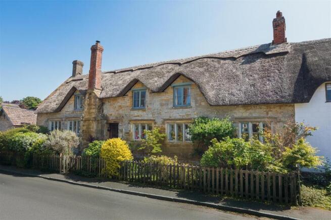 5 bed property, in West Street, £795,000