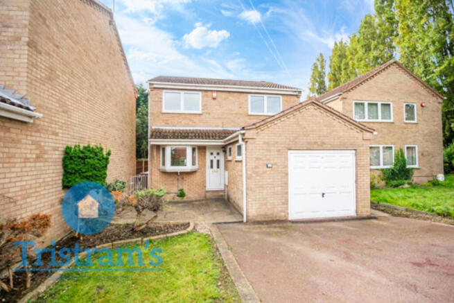3 bed property, in Wollaton Paddocks, £320,000