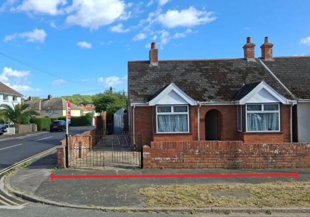 3 bed property, in 24 Benville Road, £120,000