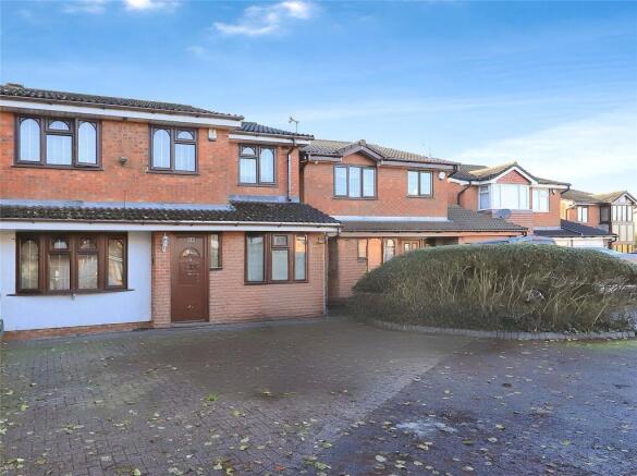 3 bed property, in Babors Field, £360,000