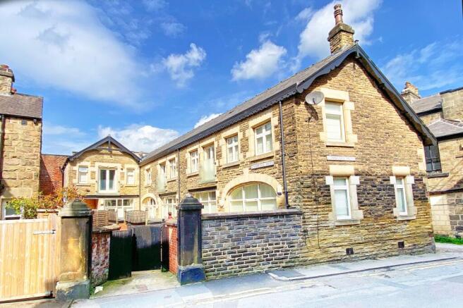 6 bed property, in Cambridge Terrace, £950,000