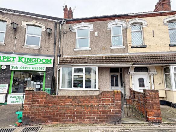 5 bed property, in GRIMSBY ROAD, £99,950