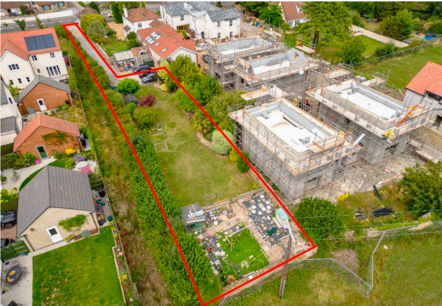 3 bed property, in Garden Development Plots, £225,000